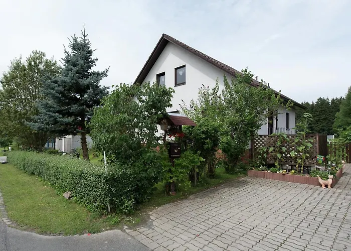 Cosy Apartment In Werda With Garden