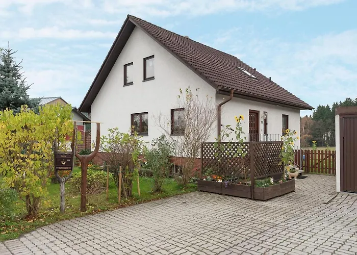 Cosy Apartment In Werda With Garden
